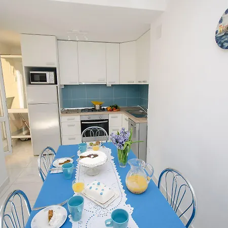 아파트 Modernes Nur 350 Meter Zum Mit Privater Terrasse, Babybett, Elektrogrill